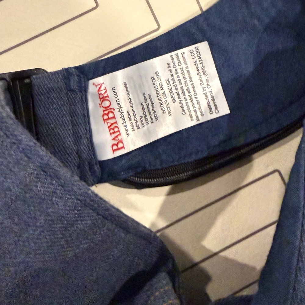 BabyBjorn Denim Original - Picture 6 of 13